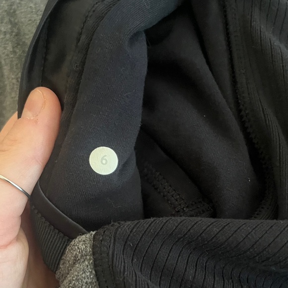 Lululemon jacket - Picture 3 of 5